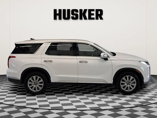 Used 2025 Hyundai Palisade SEL FWD image 2