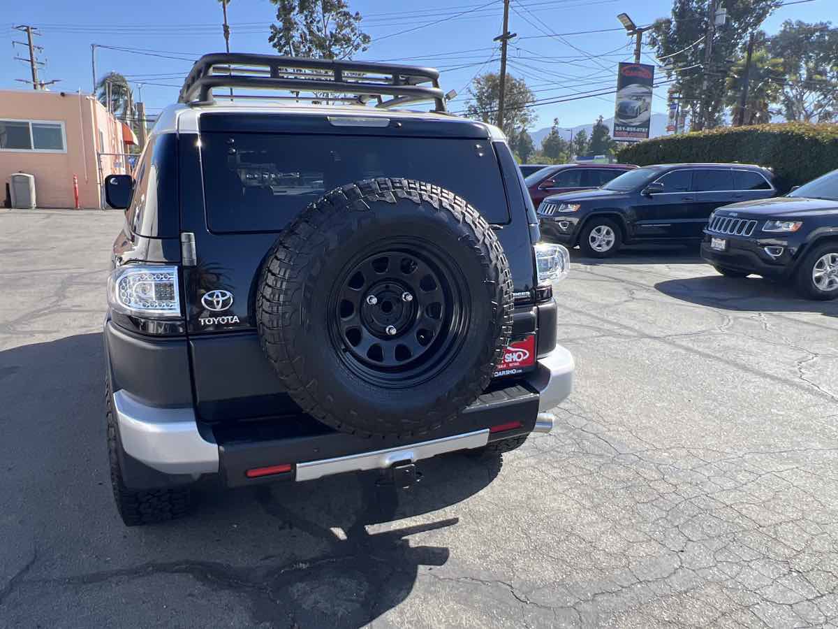 Used 2008 Toyota FJ Cruiser 4WD image 5