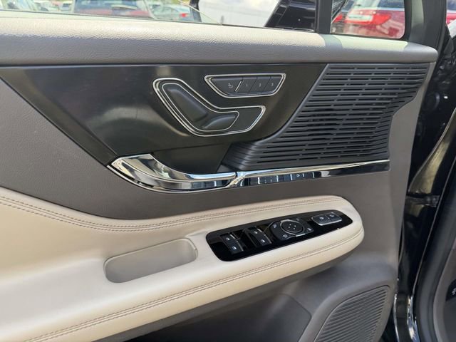 Certified 2020 Lincoln Corsair AWD w/ Equipment Group 101A image 18