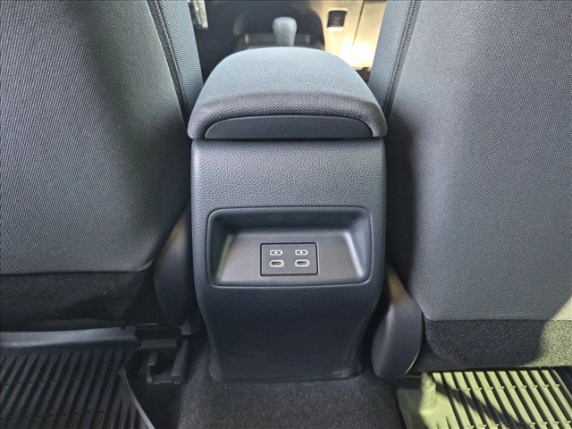 Used 2024 Toyota Corolla LE FWD image 16