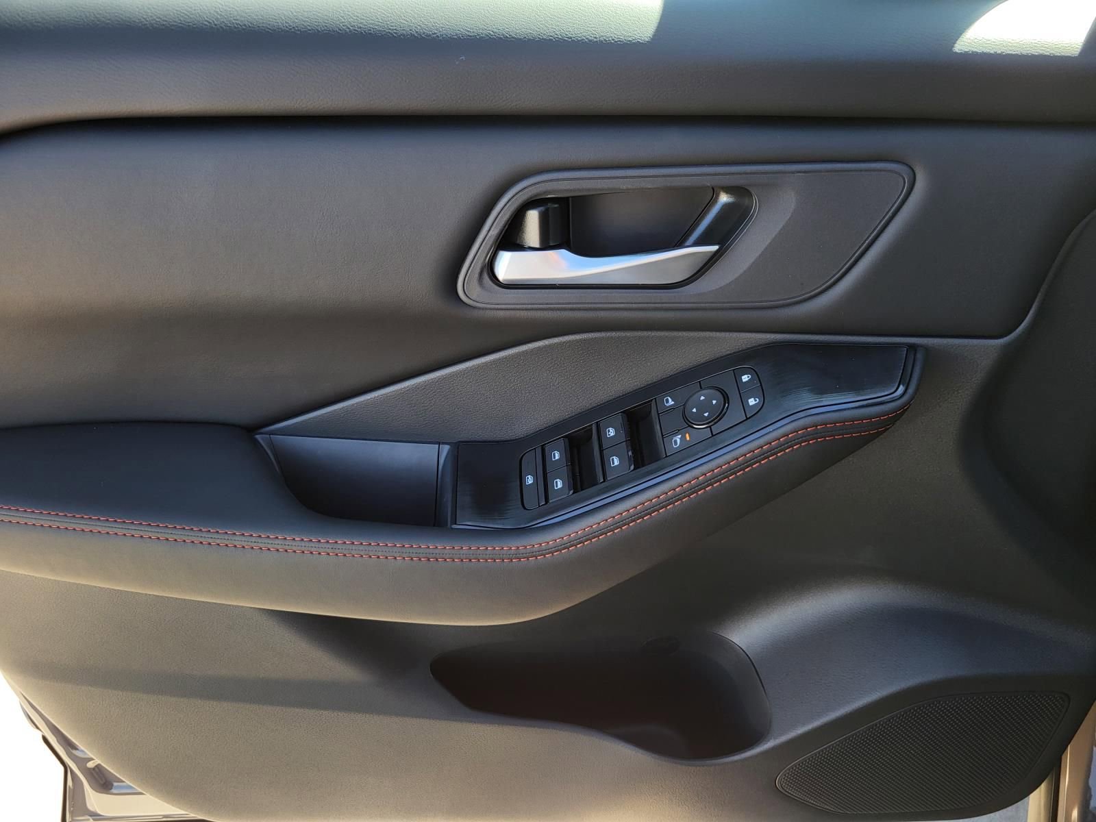 New 2026 Nissan Rogue Rock Creek image 19