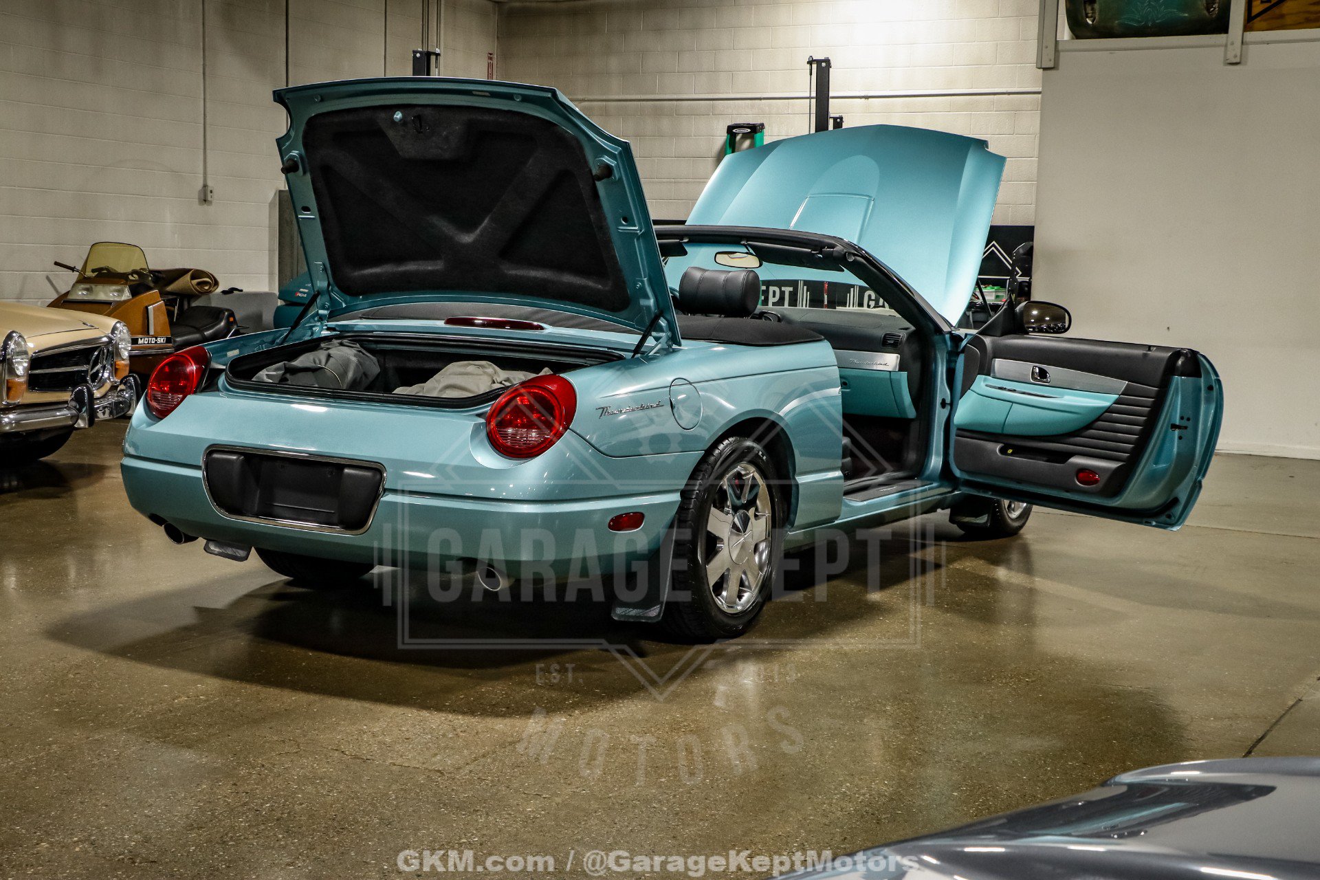 Used 2002 Ford Thunderbird RWD image 87