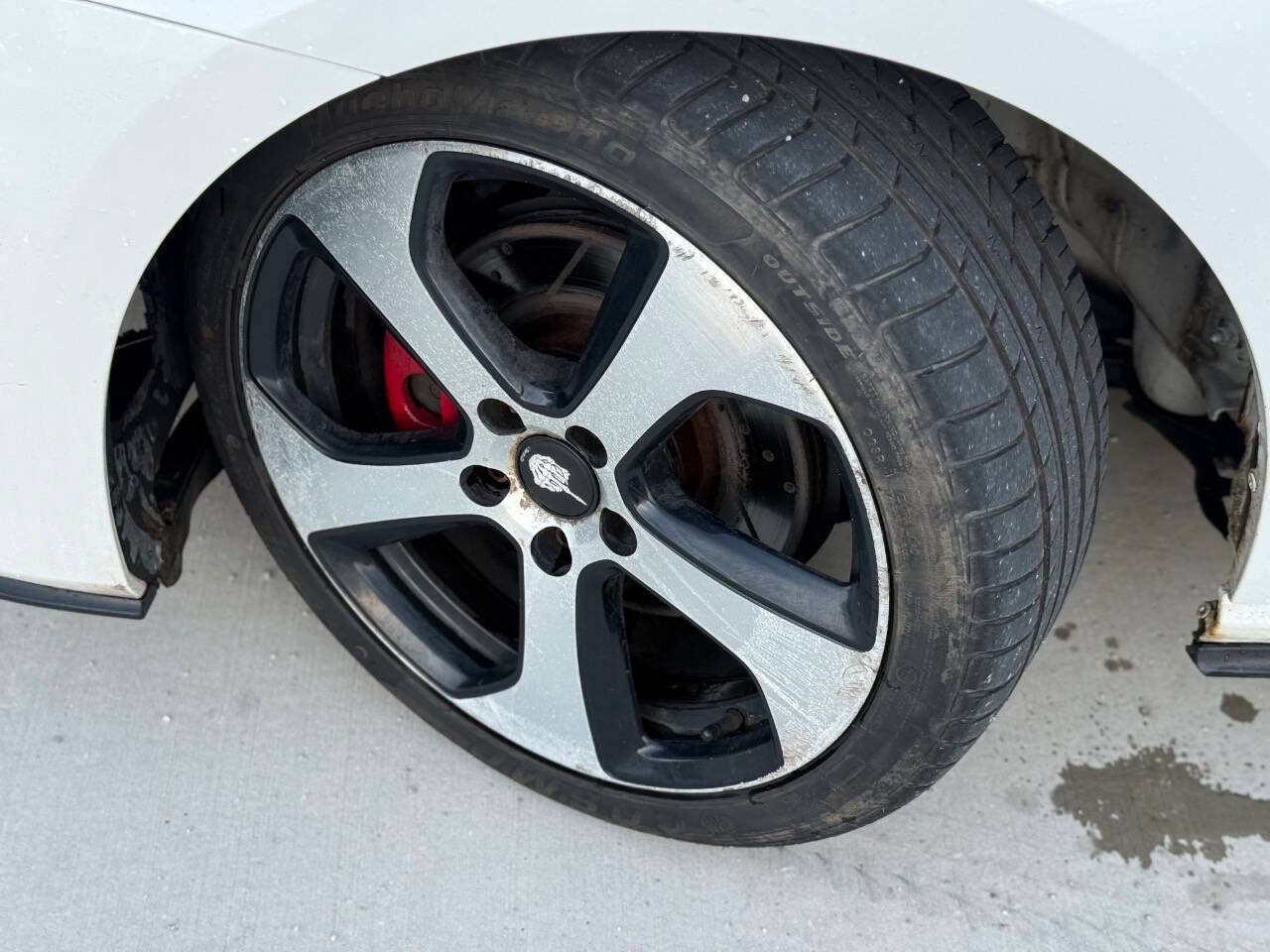 Used 2015 Volkswagen GTI SE w/ Lighting Package (SEL) FWD image 13