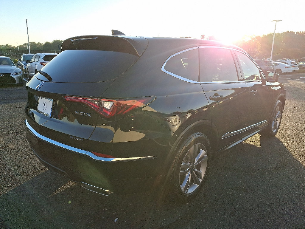 Certified 2024 Acura MDX SH-AWD image 6