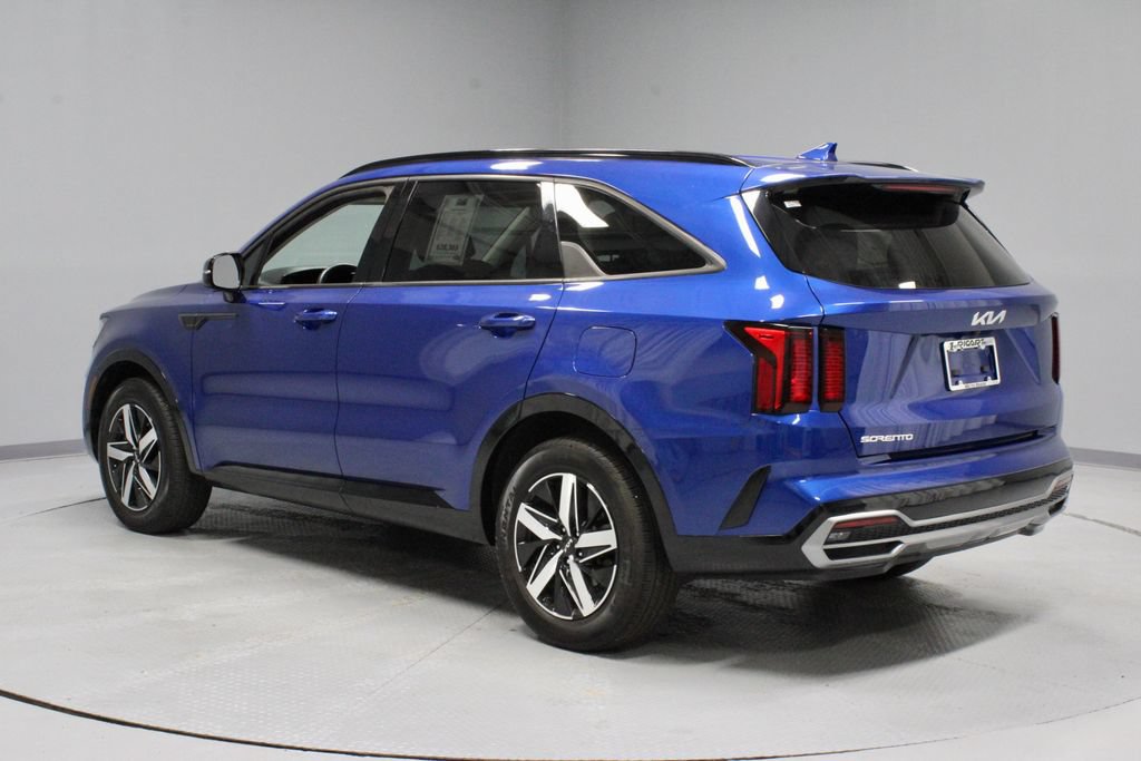 Used 2023 Kia Sorento S FWD image 11