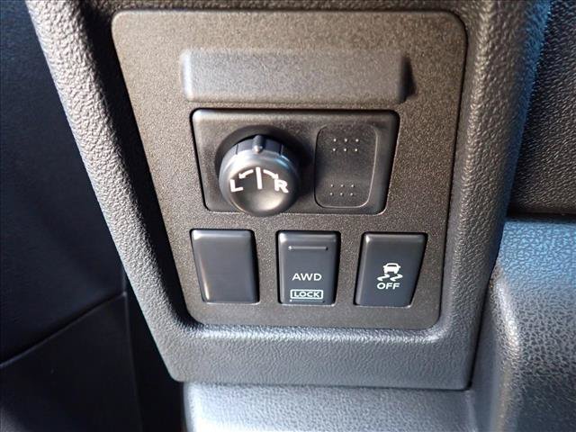 Used 2011 Nissan Rogue S AWD/4WD image 13
