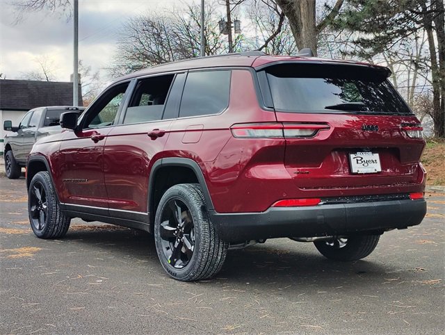 New 2025 Jeep Grand Cherokee L Laredo image 8