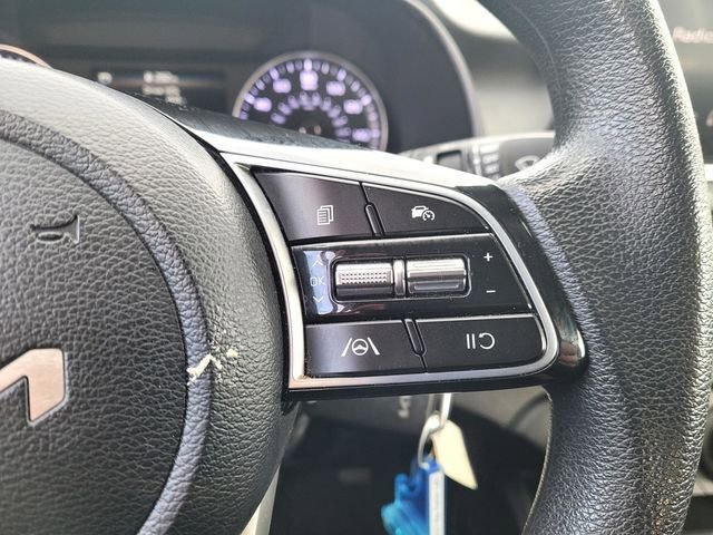 Used 2023 Kia Forte LXS image 23