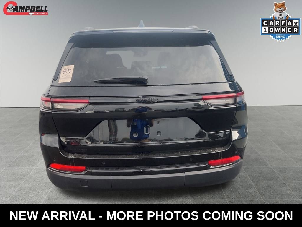 Used 2024 Jeep Grand Cherokee Altitude image 4