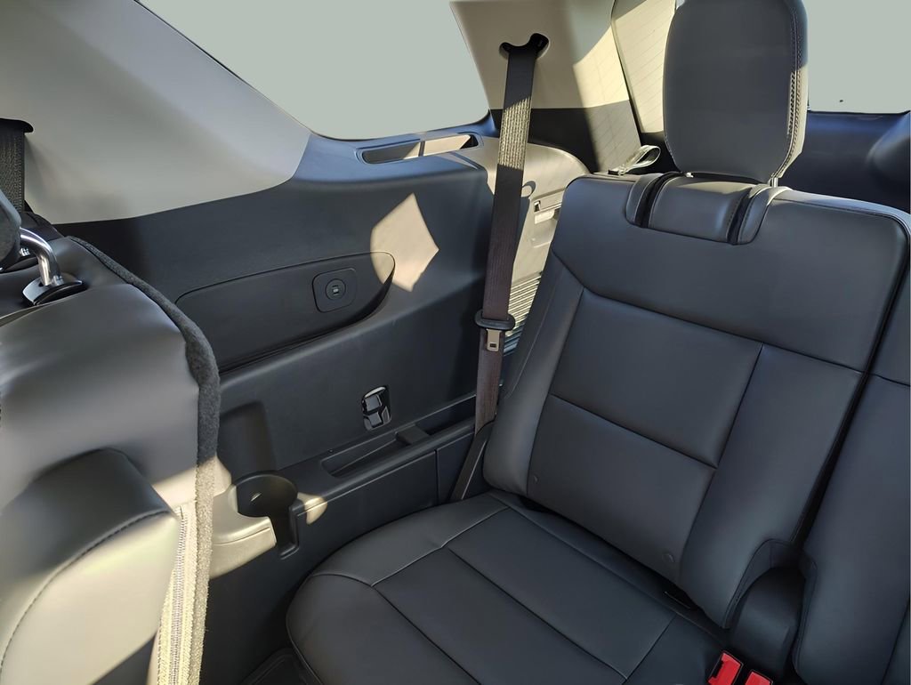 New 2026 Ford Explorer Active w/ Active Comfort Package image 27