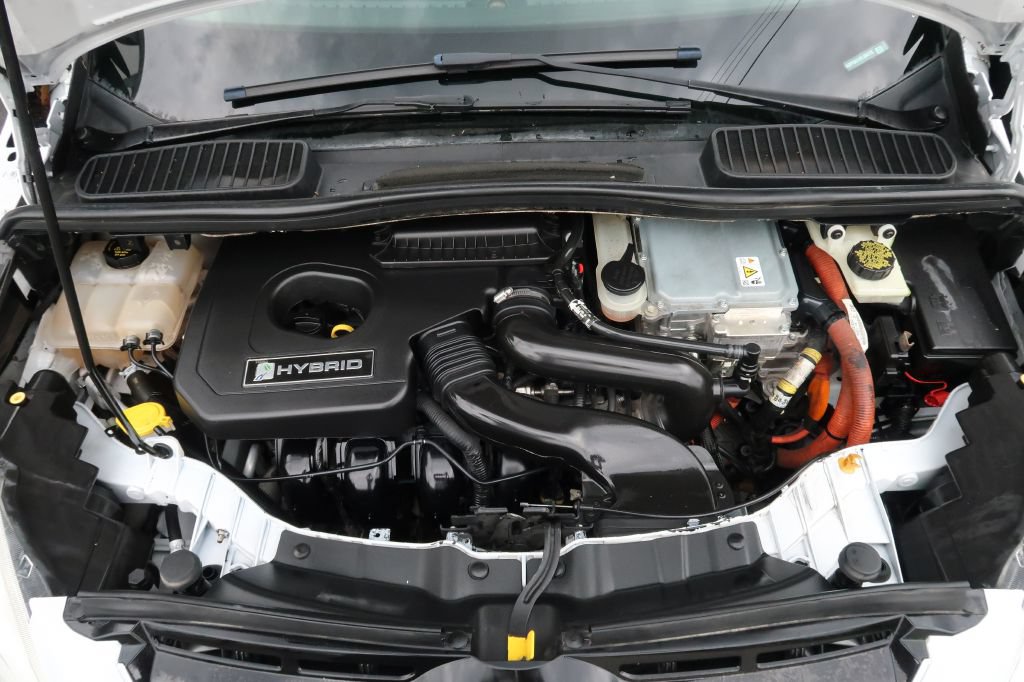 Used 2015 Ford C-MAX SE w/ Equipment Group 203A FWD image 12
