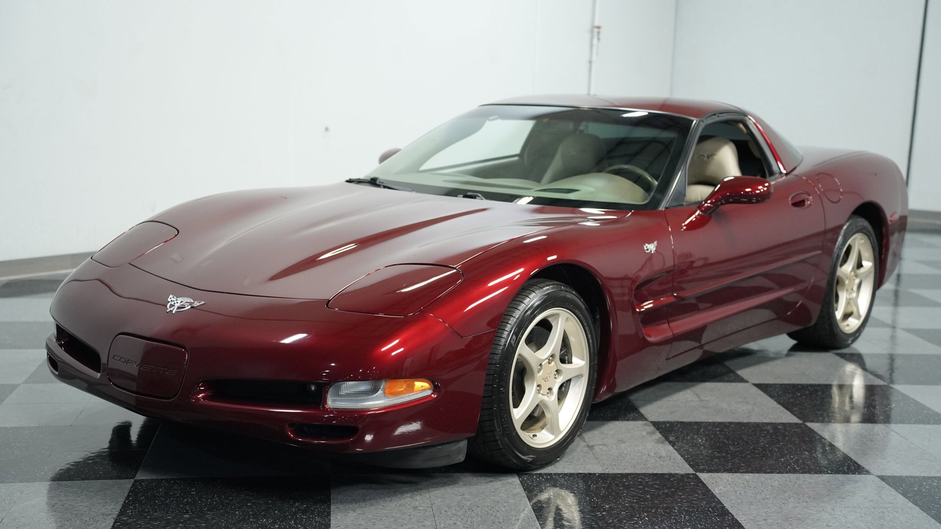Used 2003 Chevrolet Corvette 50th Anniversary Edition w/ Preferred Equipment Group image 5