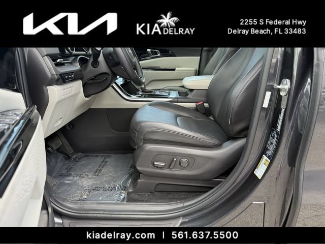 Certified 2024 Kia Carnival EX FWD image 17
