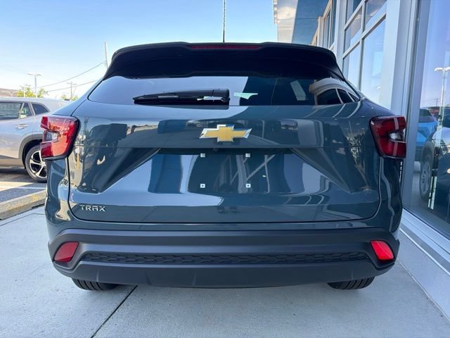 New 2026 Chevrolet Trax LS FWD image 5