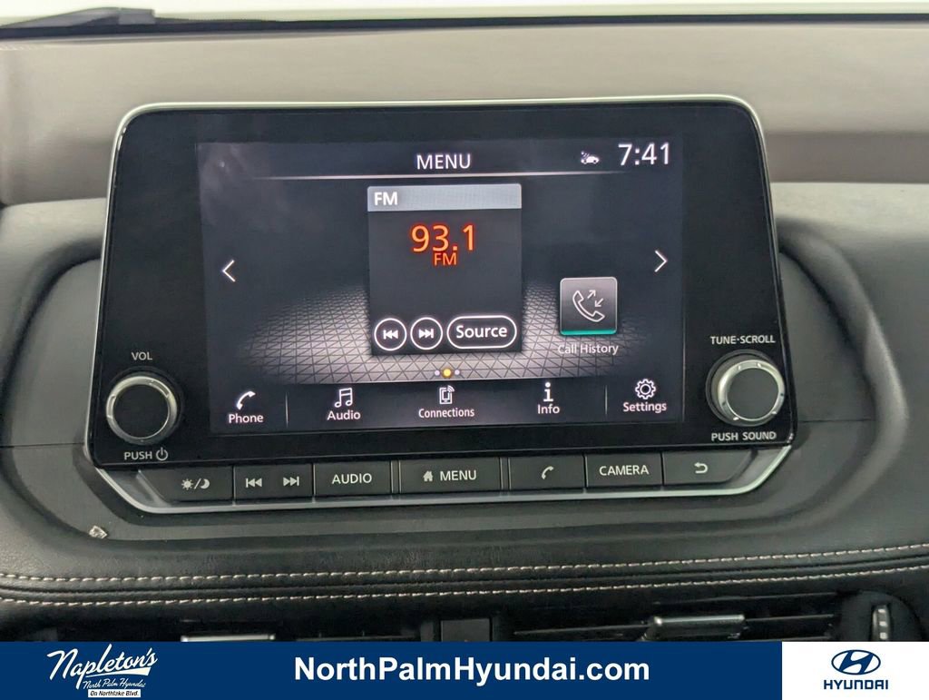 Used 2023 Nissan Rogue SV w/ SV Premium Package image 20