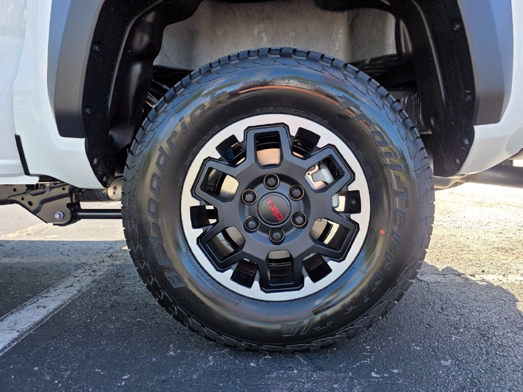 New 2026 Toyota Tacoma TRD Off-Road w/ TRD Off Road Upgrade Package AWD/4WD image 19