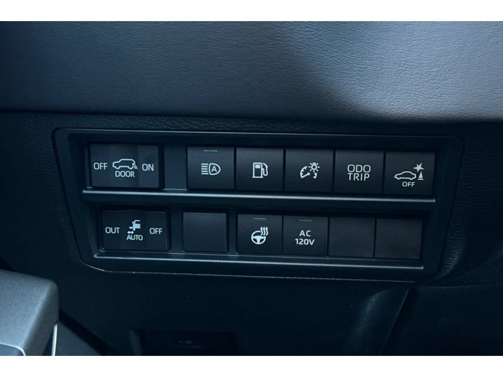 New 2026 Toyota Sequoia Platinum w/ Tow Technology Package AWD/4WD image 30