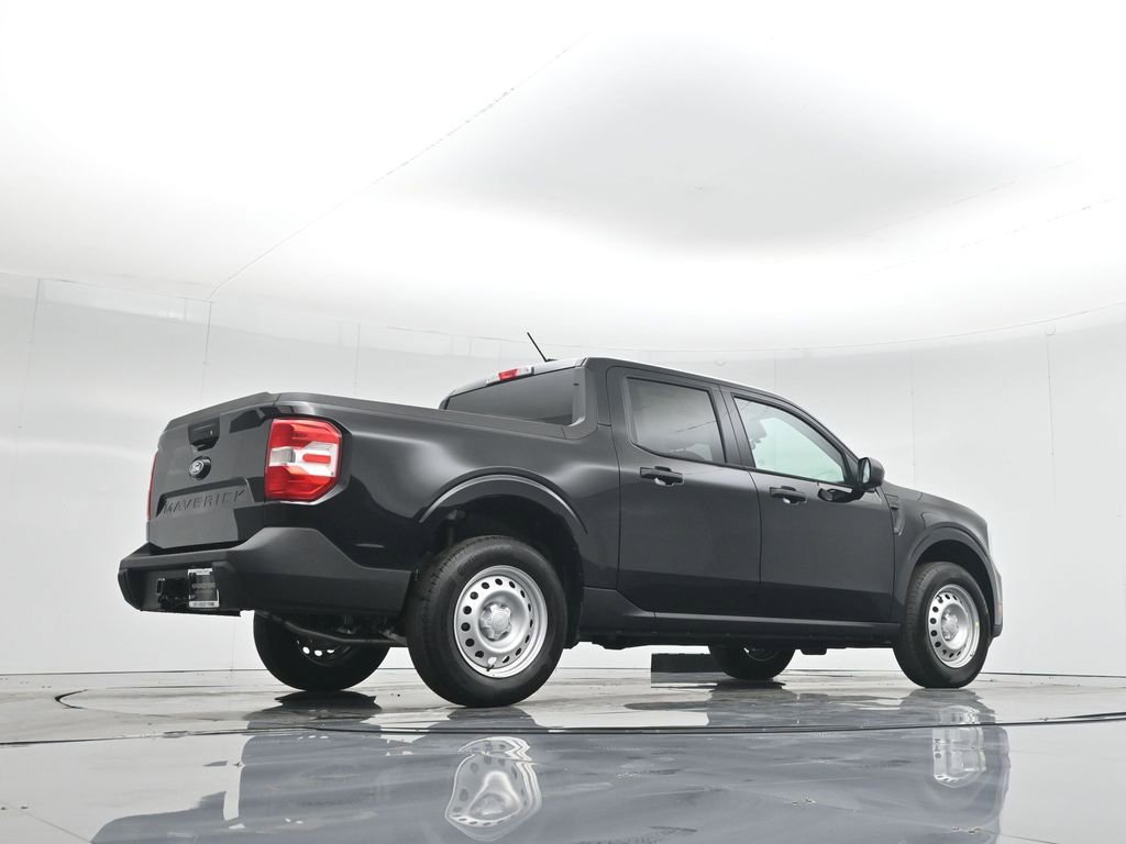 New 2025 Ford Maverick XL w/ Equipment Group 102A image 45