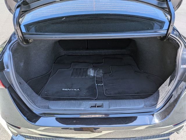 Used 2021 Nissan Sentra SR w/ SR Premium Package FWD image 23