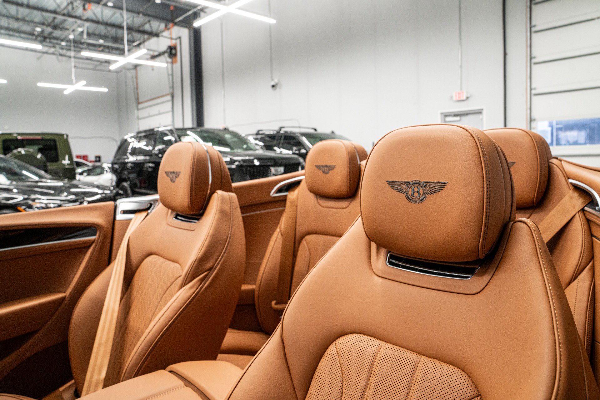 Used 2024 Bentley Continental GT Mulliner AWD/4WD image 34