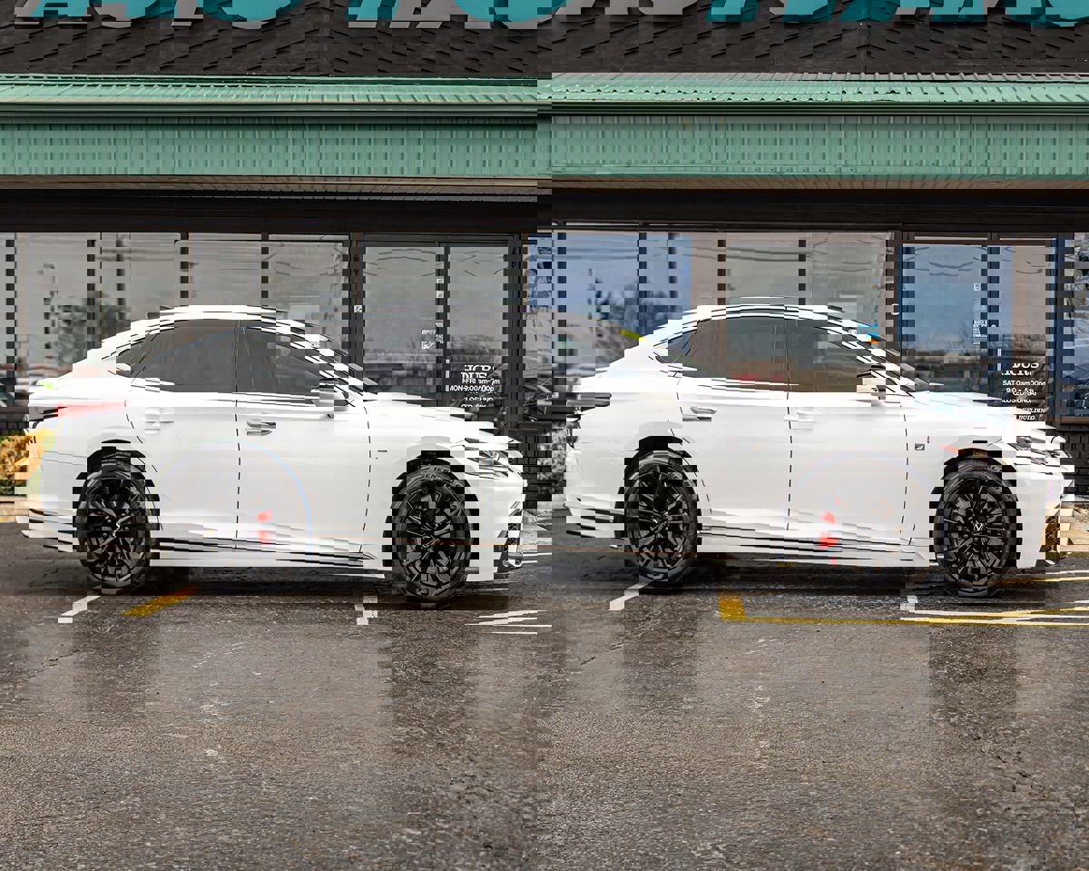 Used 2018 Lexus LS 500 F Sport w/ Accessory Package (Z1) image 9