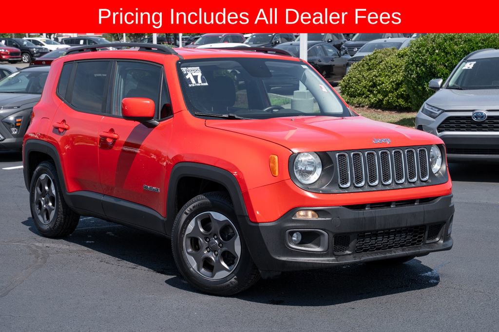 Used 2017 Jeep Renegade Latitude FWD image 1