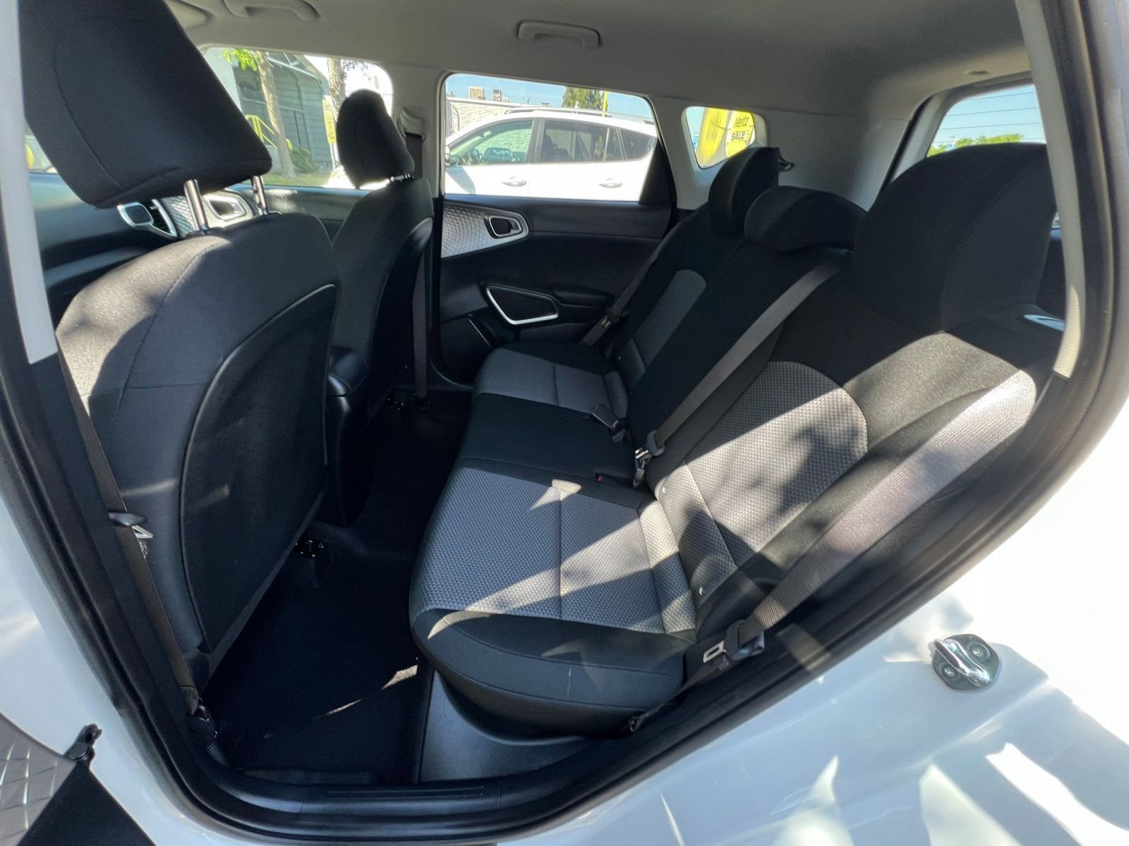 Used 2025 Kia Soul LX w/ LX Technology Package image 23