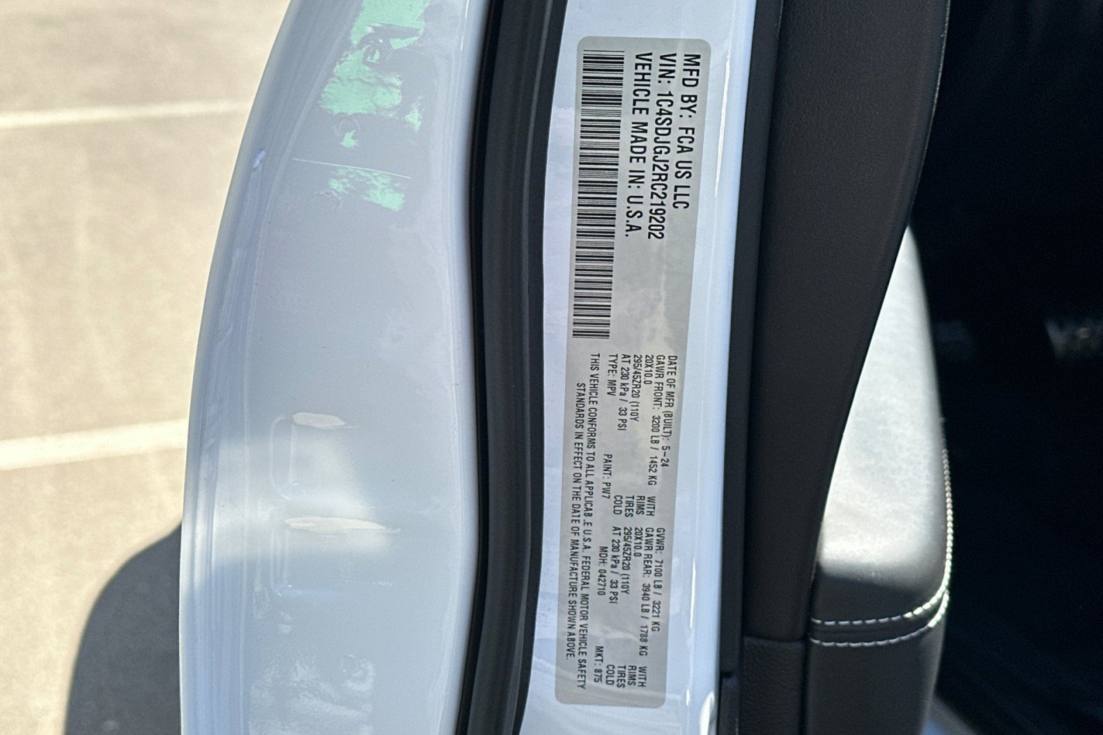 Used 2024 Dodge Durango SRT AWD/4WD image 30
