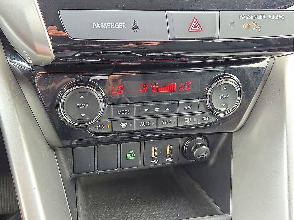 Used 2025 Mitsubishi Eclipse Cross SE image 29