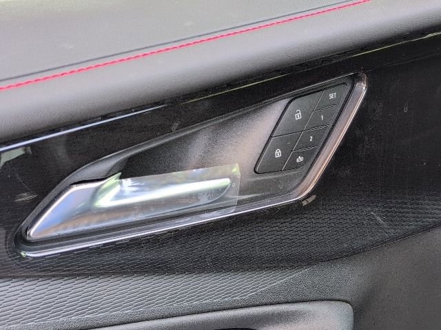 New 2026 Chevrolet Blazer EV RS w/ Super Cruise Package image 17