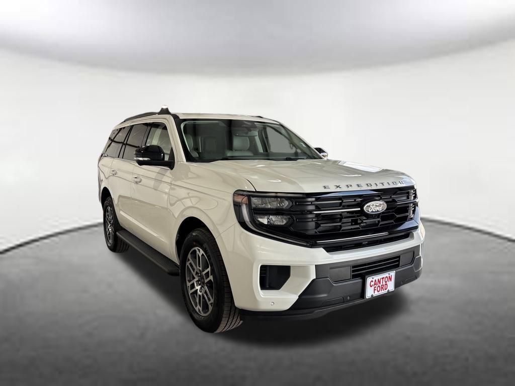 New 2026 Ford Expedition Active image 7