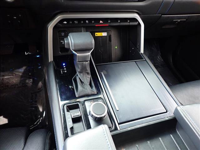 Certified 2024 Toyota Sequoia Platinum AWD/4WD image 23