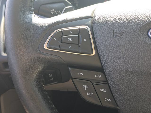 Used 2016 Ford Focus SE w/ SE Sport Package FWD image 23
