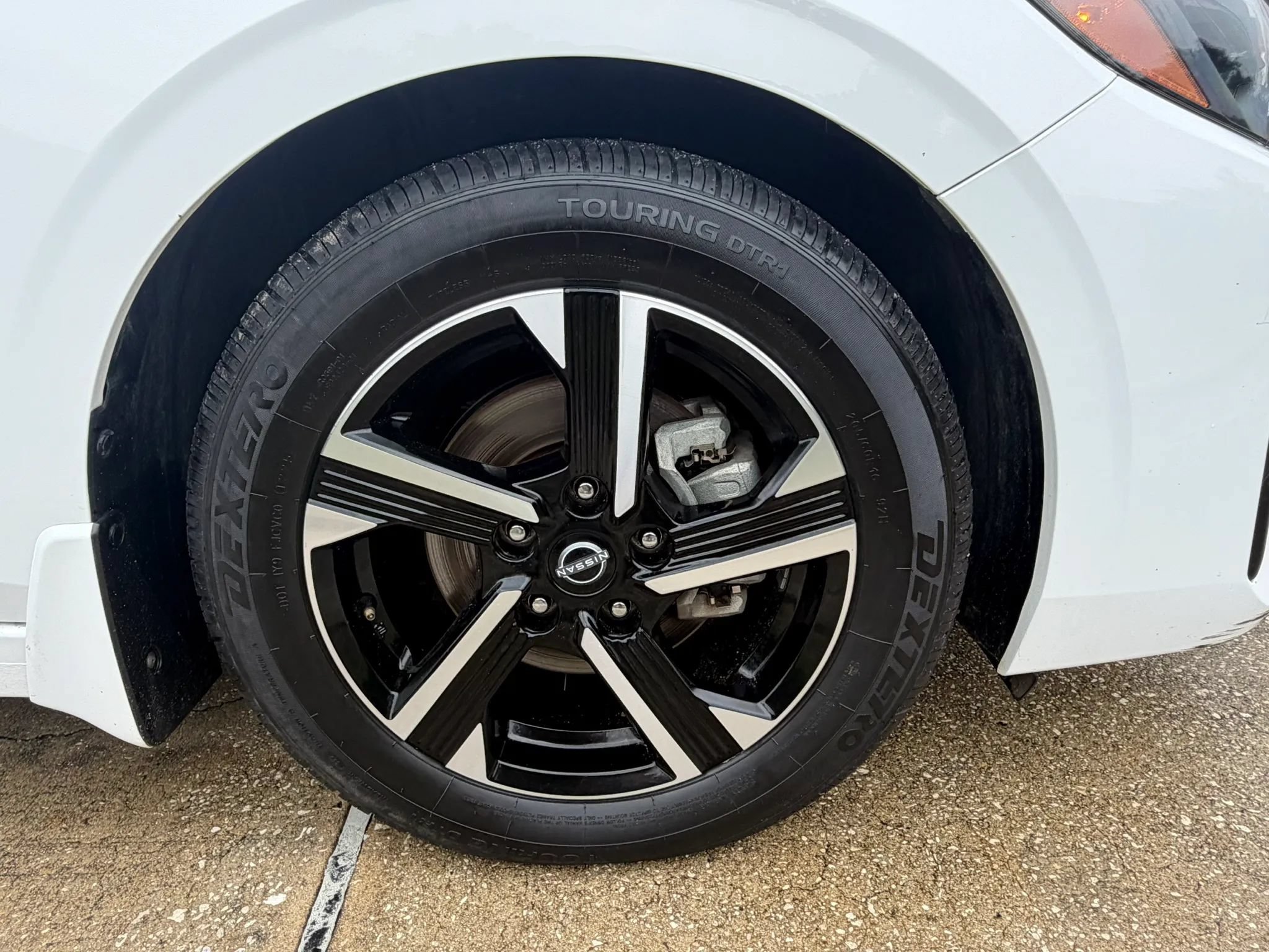 Used 2024 Nissan Sentra SV w/ All-Weather Package FWD image 39