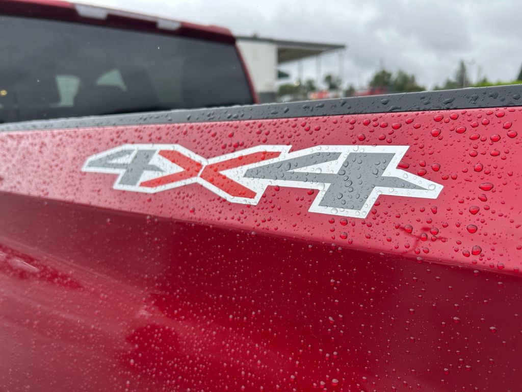 Used 2023 Chevrolet Silverado 1500 LT image 37