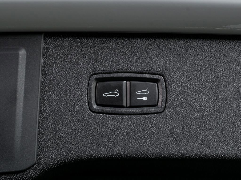 New 2026 Porsche Cayenne image 34