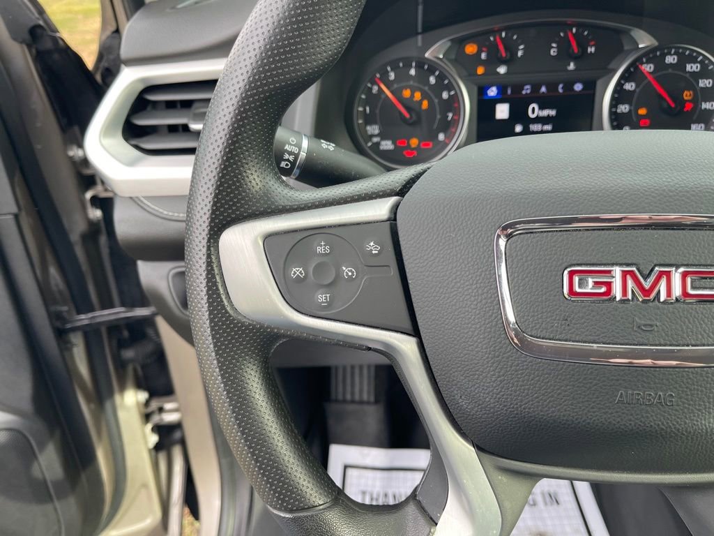 Used 2023 GMC Acadia SLE w/ Driver Convenience Package image 15