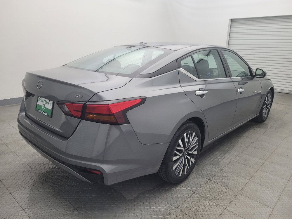 Used 2023 Nissan Altima 2.5 SV image 9