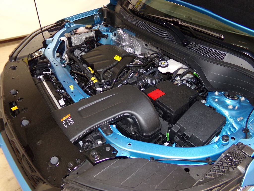 New 2025 Chevrolet Trax ACTIV w/ Sunroof Package image 27