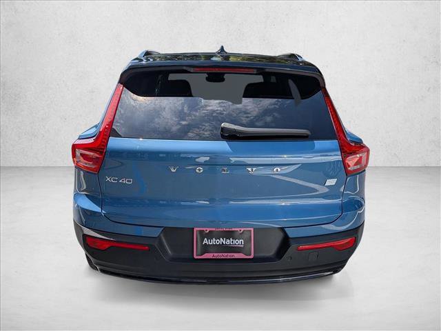 Used 2023 Volvo XC40 Recharge Ultimate image 7