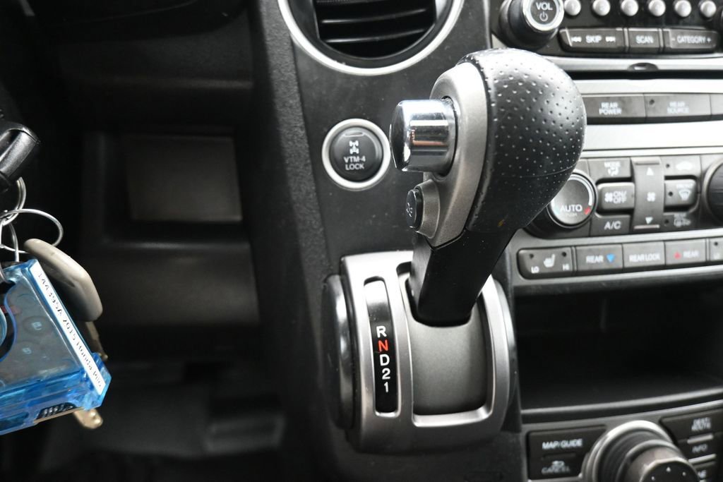 Used 2015 Honda Pilot Touring image 24