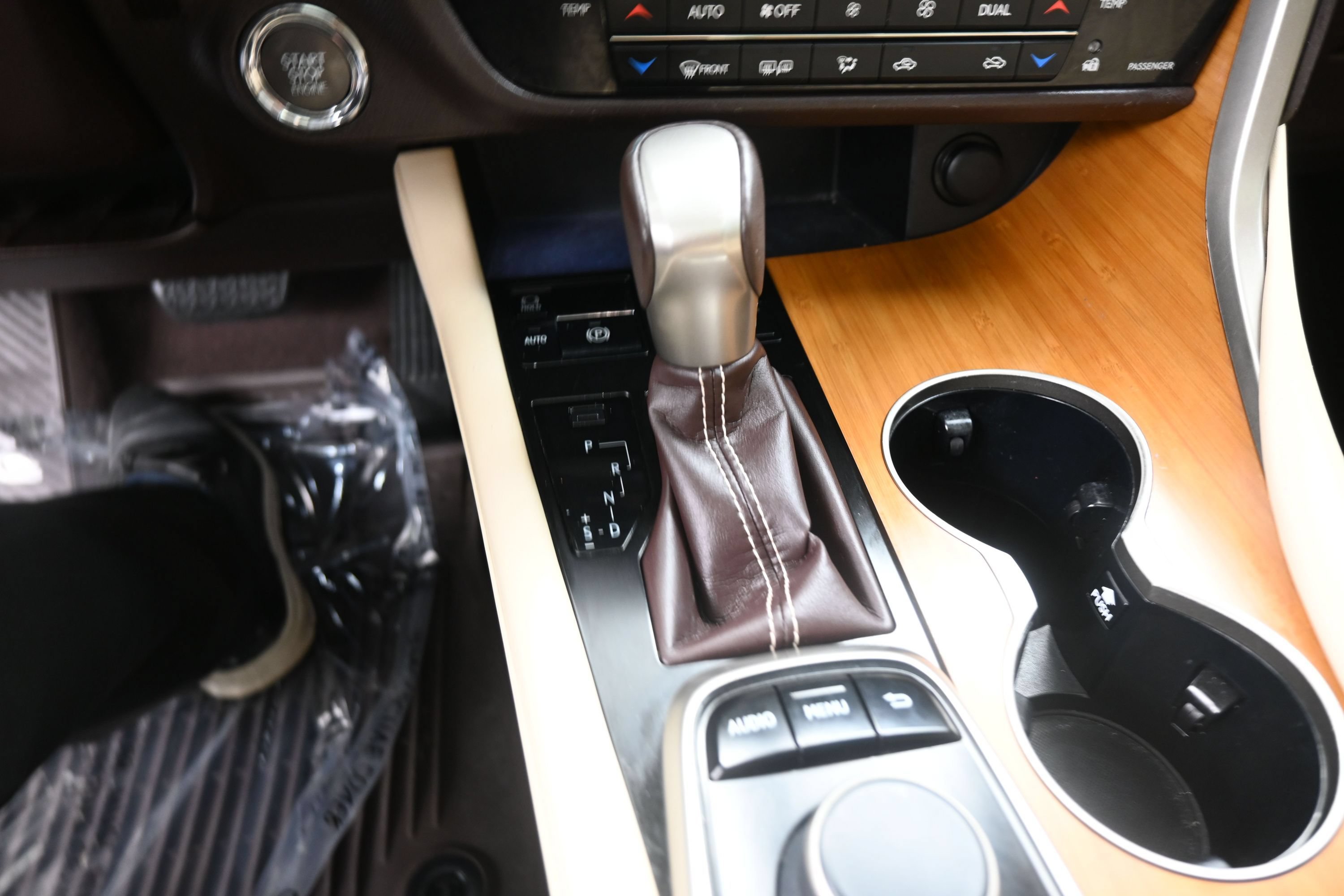 Used 2019 Lexus RX 350 AWD w/ Premium Package image 15