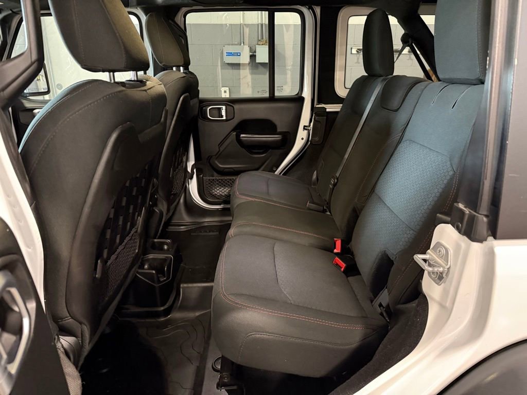 Used 2019 Jeep Wrangler Unlimited Rubicon image 22