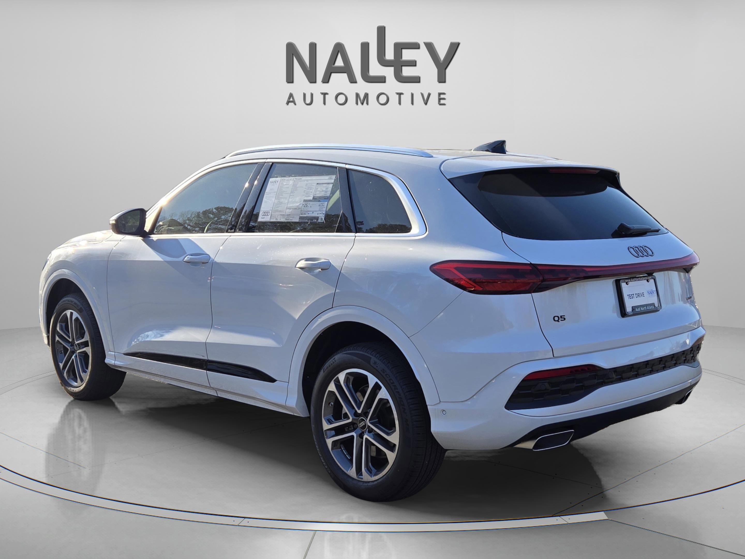 New 2025 Audi Q5 Premium image 4