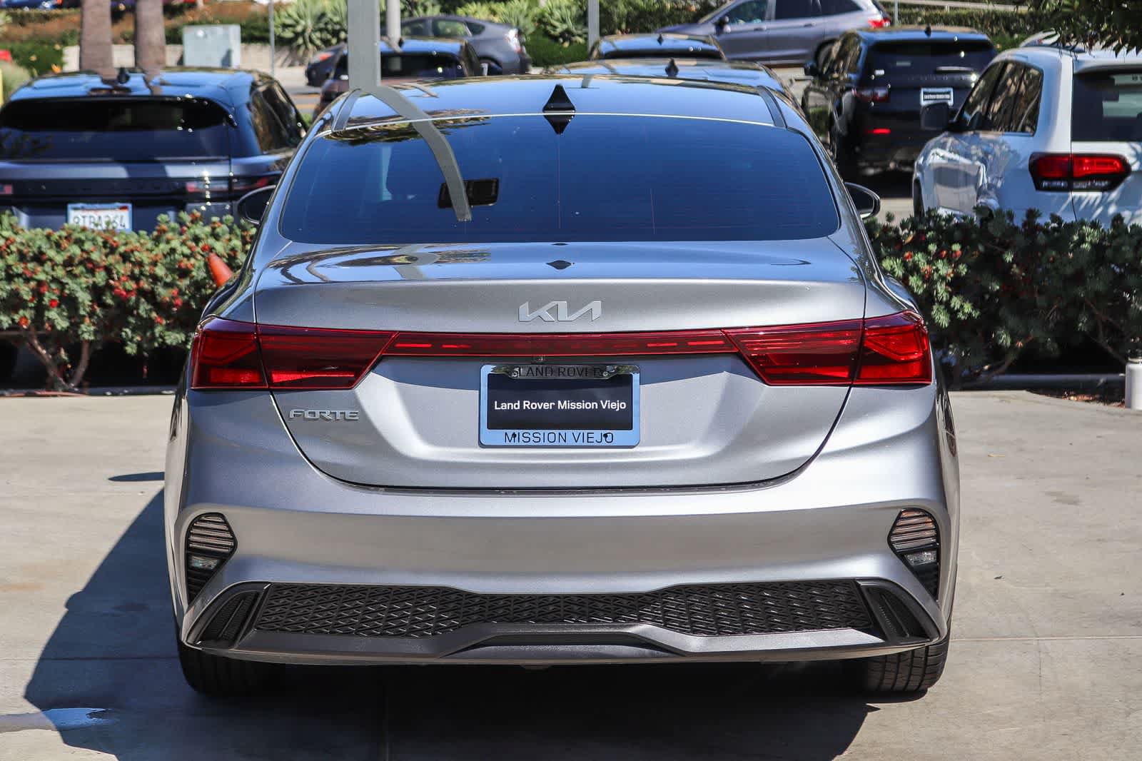 Used 2023 Kia Forte LXS FWD image 3