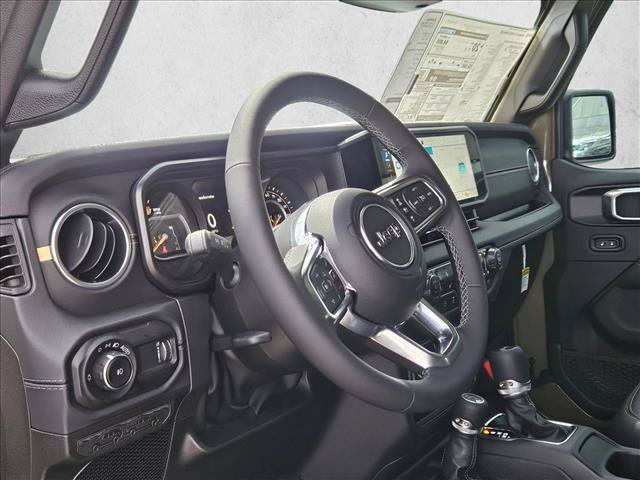 New 2026 Jeep Wrangler Unlimited Sahara AWD/4WD image 3