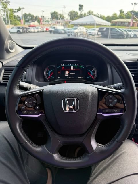 Used 2022 Honda Pilot Touring image 12