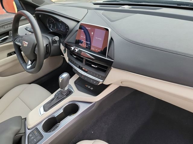 Used 2025 Cadillac CT4 Premium Luxury image 26
