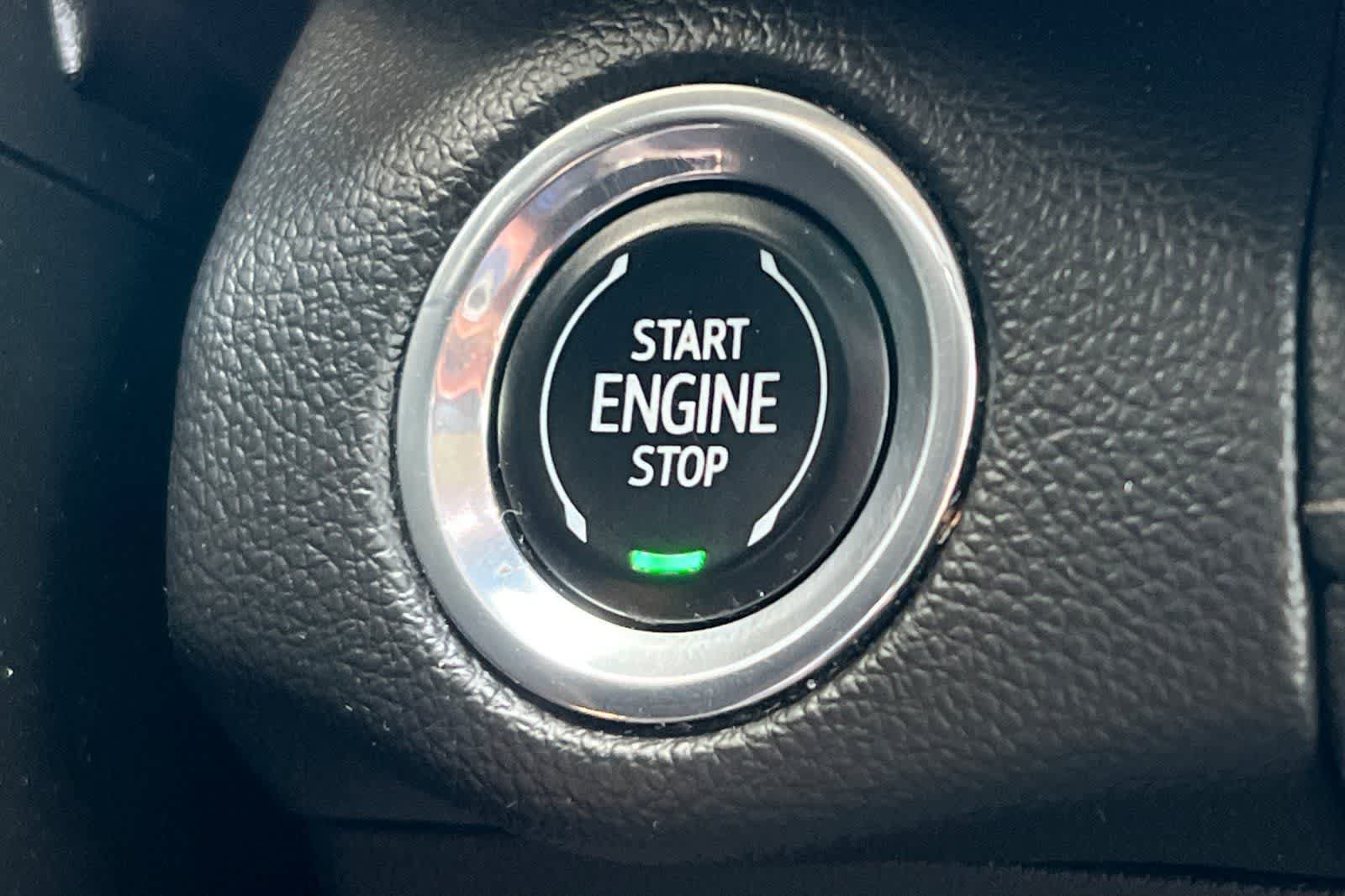Used 2023 Buick Envision Essence FWD image 28