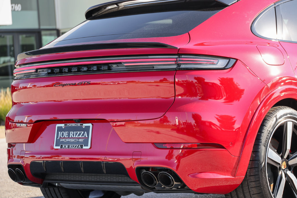 New 2026 Porsche Cayenne GTS AWD/4WD image 17
